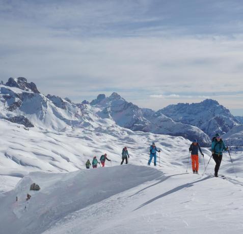 col-de-ricegon-mit-globo-alpin-1