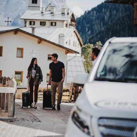 keyvisual-transfers2